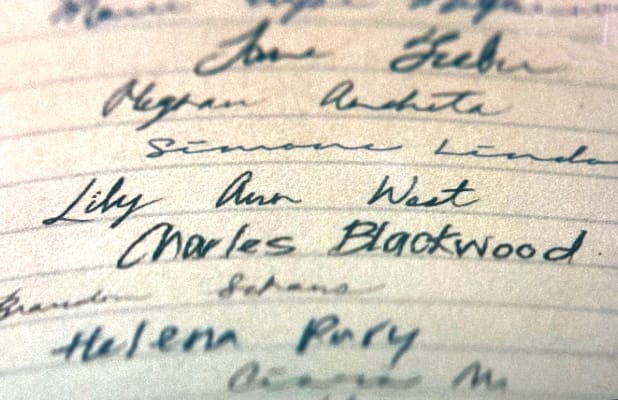 Bewijs van hotelovernachting van Lily Ann West en Charles Blackwood uit The Changeling